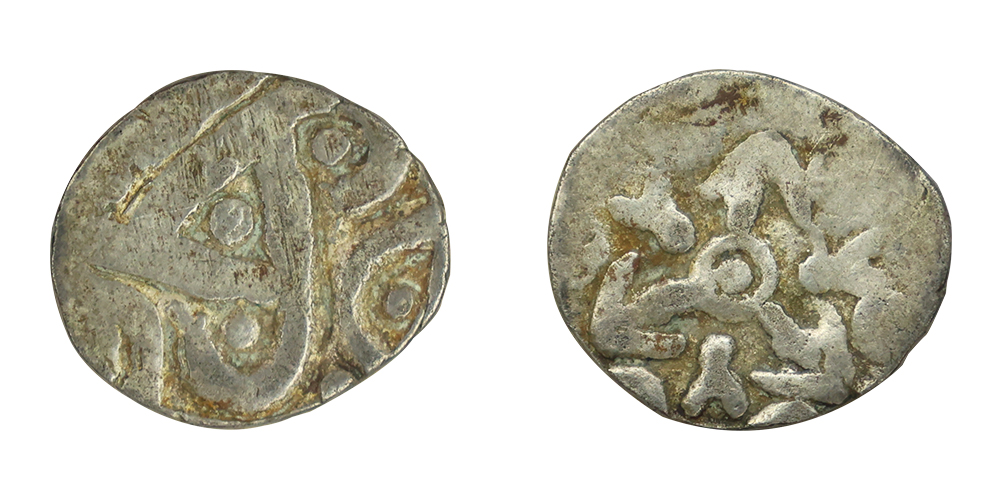 Kuru Janapada, Silver 1/2 Karshapana, 1.55g, 14.41mm, Babyal Hoard type, Obv: Triangular w